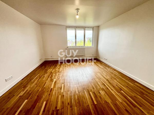 SUPERBE T4 A LOUER ENTIEREMENT REFAIT