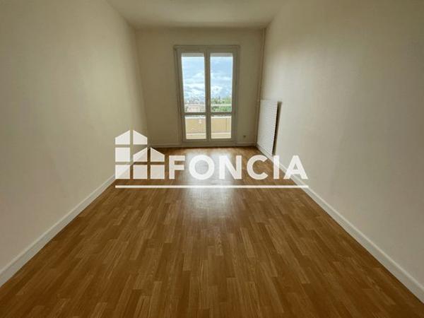 Location Appartement 2 pièces 42.41 m² - 48 BD EUGENE FYOT Dijon 21000