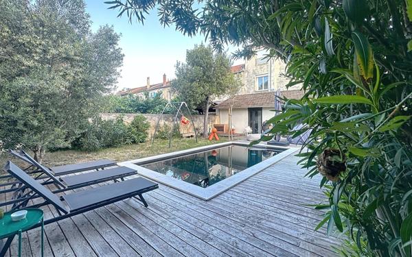 Maison à vendre    4 pièces • 140 m2 Avignon