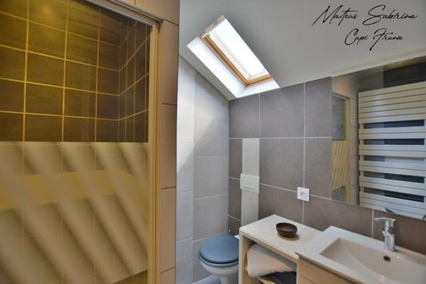 EXCLUSIVITÉ – Maison de village de 165.50m² au cœur de la commune Machilly