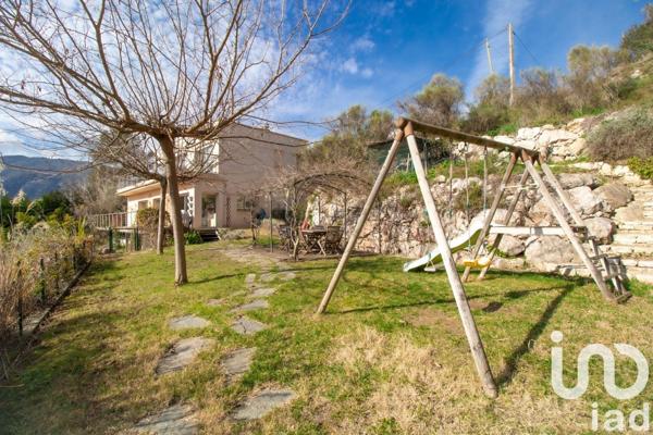 Maison 6 pièces de 169 m² à Contes (06390)