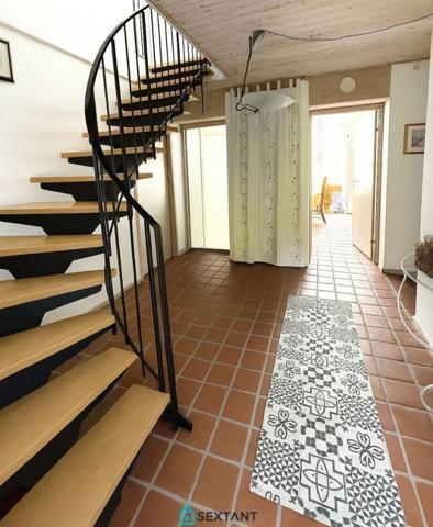 Villa 5 pièces - 01170 -Gex -