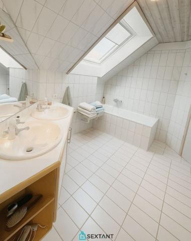 Villa 5 pièces - 01170 -Gex -