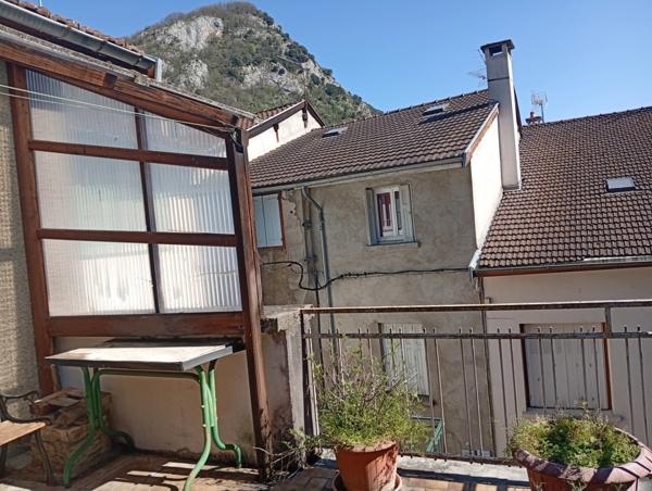 Maison à vendre 3 pièces TARASCON SUR ARIEGE (09)
