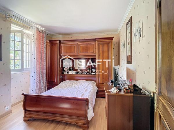 Beau Mansart jardin au calme,15mn du RER A Le Parc