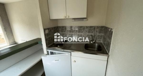 Location Studio 23.74 m² - Angoulême 16000