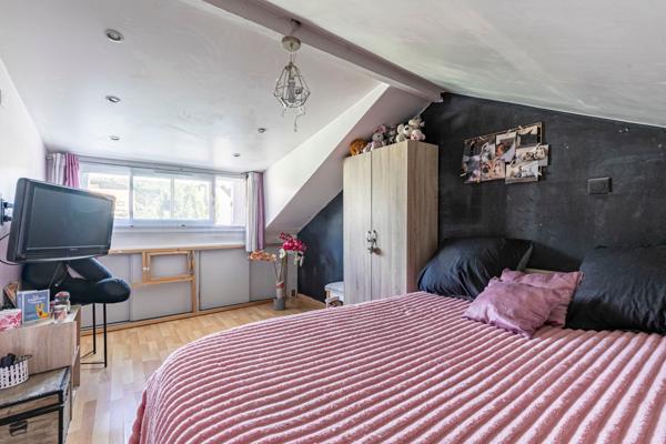 CORMEILLES EN PARISIS - PROCHE CENTRE - MAISON 100 M² - TERRAIN 392 M² - 3 CHAMBRES - JARDIN - GARAGE - PARKING -