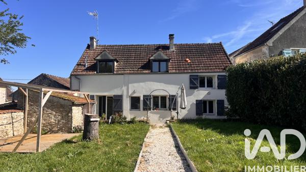 Location maison 5 pièces 90 m² Boissy-le-Châtel