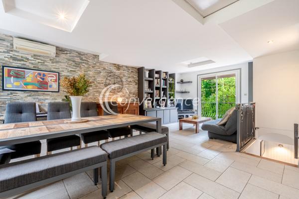 Maison
                                                                                                                                                                                                                                                                                                                        5 pièce(s)                                                                                                                                                                                                          3 chambre(s)                                                                                                                                                                                                          133  m²