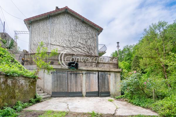 Maison
                                                                                                                                                                                                                                                                                                                        5 pièce(s)                                                                                                                                                                                                          3 chambre(s)                                                                                                                                                                                                          133  m²