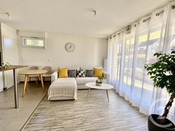 Appartement T2 à vendre  2 pièces - 43,68 m 2   VANNES  - 56