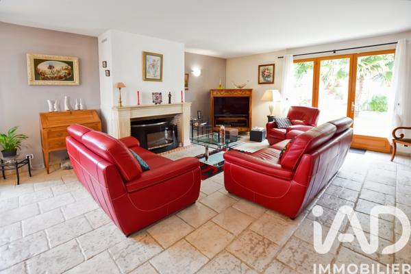 Maison à vendre 6 pièces 180 m² Crécy-la-Chapelle