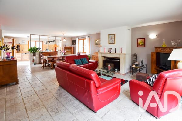 Maison à vendre 6 pièces 180 m² Crécy-la-Chapelle