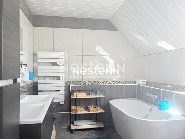 MAISON - FRENEUSE - 175 M² -YVELINES - CALME - ELEGANCE