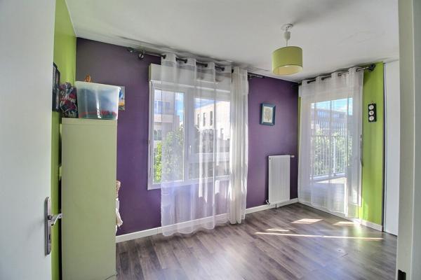 Appartement Massy 5 pièce(s) 95.07 m2 revisité en double salon 3 chambres