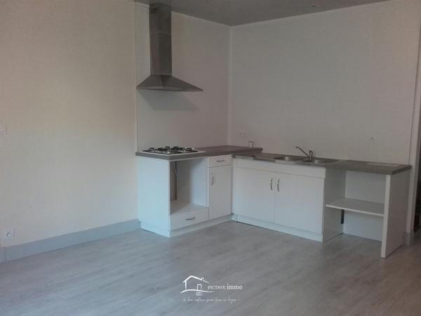Appartement T2 RDC ROUILLE CENTRE Rouillé ()