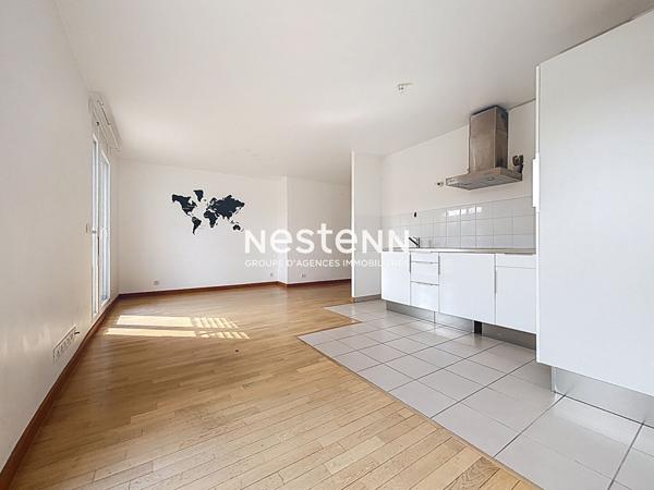ISSY LES MOULINEAUX - FORT D'ISSY - Vente appartement 2 pièces de 47,90 m² avec un balcon de 16,70 m²
