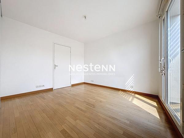 ISSY LES MOULINEAUX - FORT D'ISSY - Vente appartement 2 pièces de 47,90 m² avec un balcon de 16,70 m²