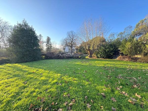 Vente Maison 8 pièces 261 m2 à Morestel