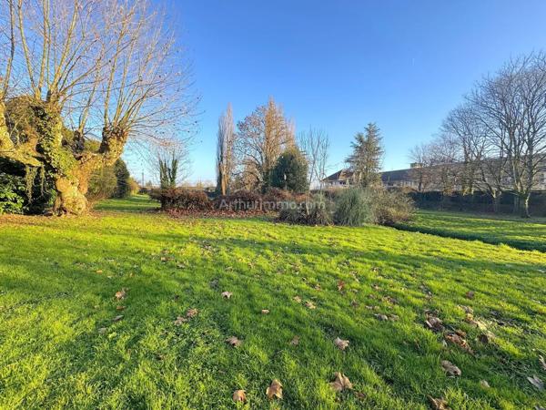 Vente Maison 8 pièces 261 m2 à Morestel