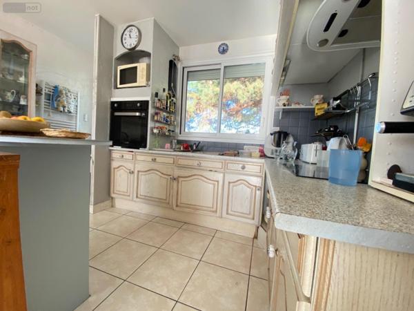 Maison individuelle à vendre à Vayres en Gironde (33870), ref : 11633/480