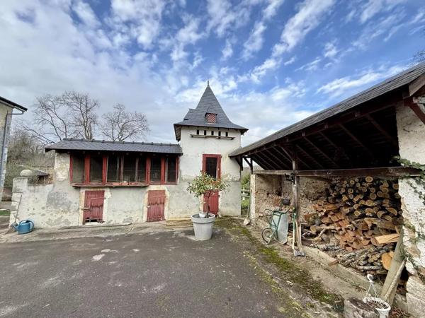 Propriété équestre située sur les coteaux de Jurançon avec 15 hectares de terrain