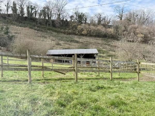 Propriété équestre située sur les coteaux de Jurançon avec 15 hectares de terrain