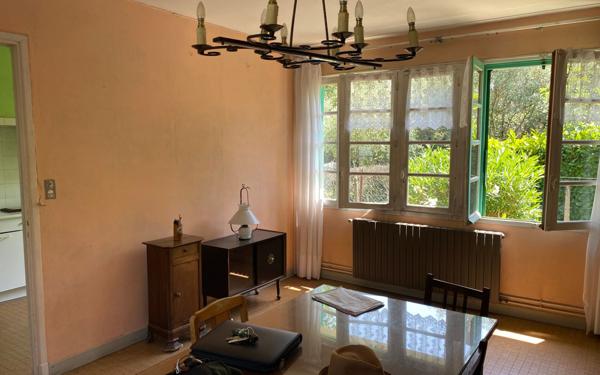 Maison à vendre    4 pièces •  Castres