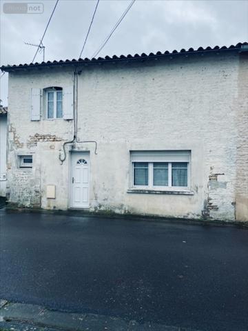 Maison à vendre à Niort dans les Deux-Sèvres (79000), ref : 79066-1092834