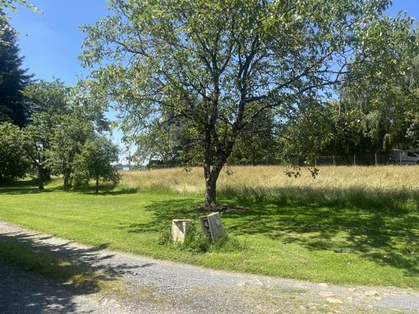 Terrain à vendre 25 000 € Saint-Yrieix-la-Perche 2126 m² DPE