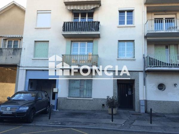 Location Local commercial 3 pièces 97 m² - 38 AVENUE DES SOURCES Avignon 84000