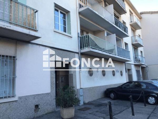 Location Local commercial 3 pièces 97 m² - 38 AVENUE DES SOURCES Avignon 84000