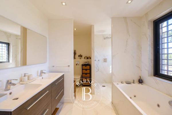Sainte-Maxime, Villa 4 Chambres -  171 m² à vendre
