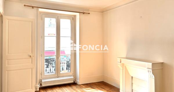 Location Appartement 2 pièces 48.75 m² - Paris 75012