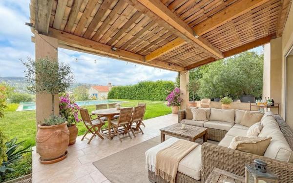 Maison à vendre    7 pièces • 260 m2 La Colle-sur-Loup