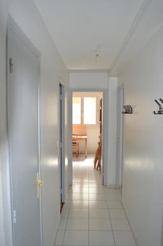 Marseille : Chartreux/Conseil Départemental T3 64m2 2éme étage Ascenseur,