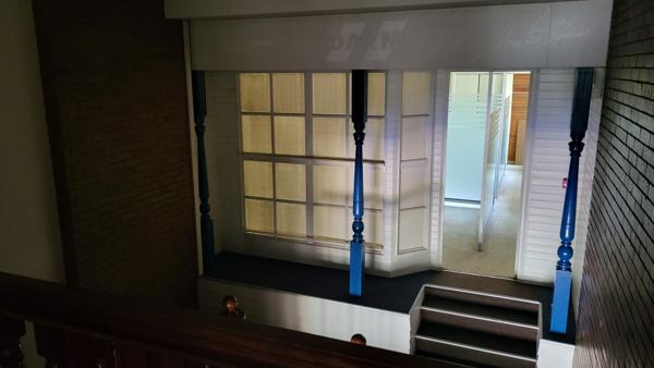 Local Commercial
         6 pièces
        - 148 m² 133 000 € *