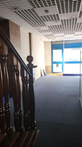 Local Commercial
         6 pièces
        - 148 m² 133 000 € *