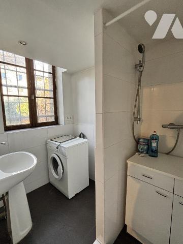 SAINT EGREVE - La Monta - Bâtisse de 1870 à rénover – 273 m² + combles, terrain de 2050 m²