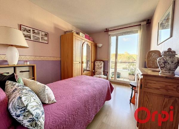 Appartement à vendre    4 pièces • 98,90 m2 Châtenay-Malabry