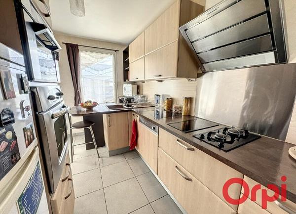 Appartement à vendre    4 pièces • 98,90 m2 Châtenay-Malabry