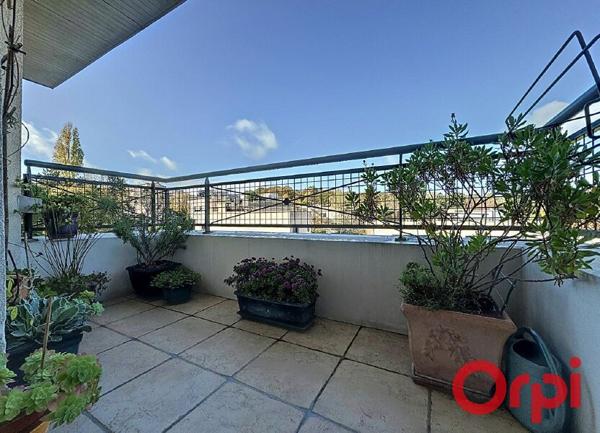 Appartement à vendre    4 pièces • 98,90 m2 Châtenay-Malabry