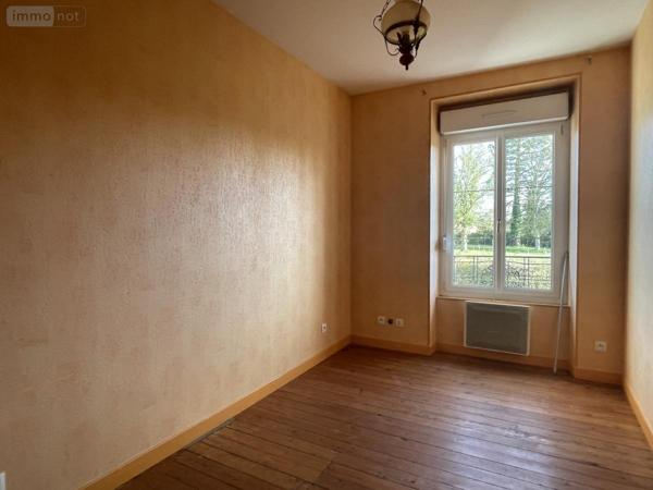 Maison à vendre à Rouessé-Fontaine dans la Sarthe (72610), ref : 72126-3129