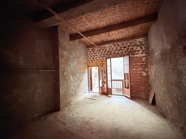 Maison de village 105 m2 T5 avec terrasse à Thuir
