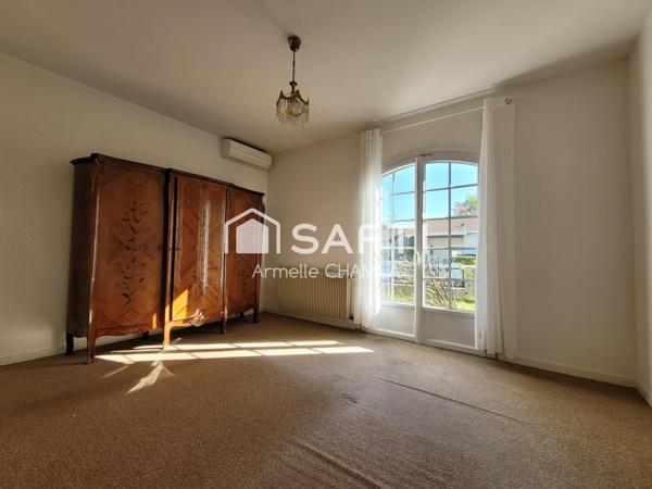 MAISON PLAIN-PIED 4 CHAMBRES, GARAGE ET DEPENDANCE