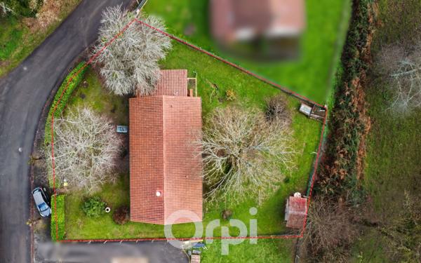 Maison à vendre    5 pièces • 97,70 m2 Saint-Priest-Taurion