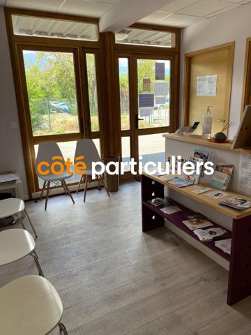 Location Local d'activité22 m² - 2 Pièces - Saint Genis Pouilly (1630)