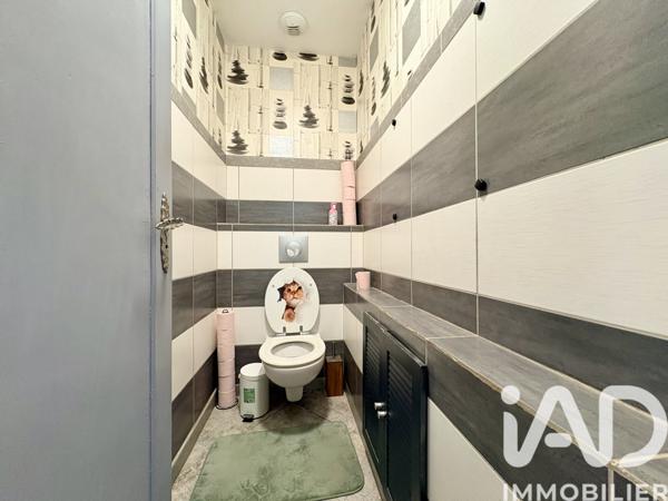 Maison à vendre 6 pièces 152 m² Saint-Amand-Montrond