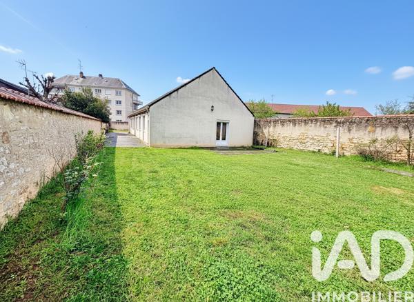 Maison à vendre 6 pièces 152 m² Saint-Amand-Montrond