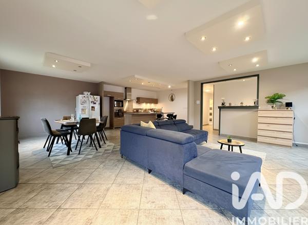 Maison à vendre 6 pièces 152 m² Saint-Amand-Montrond